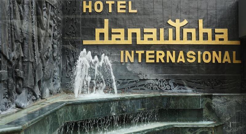 Danau Toba Hotel International Медан Экстерьер фото